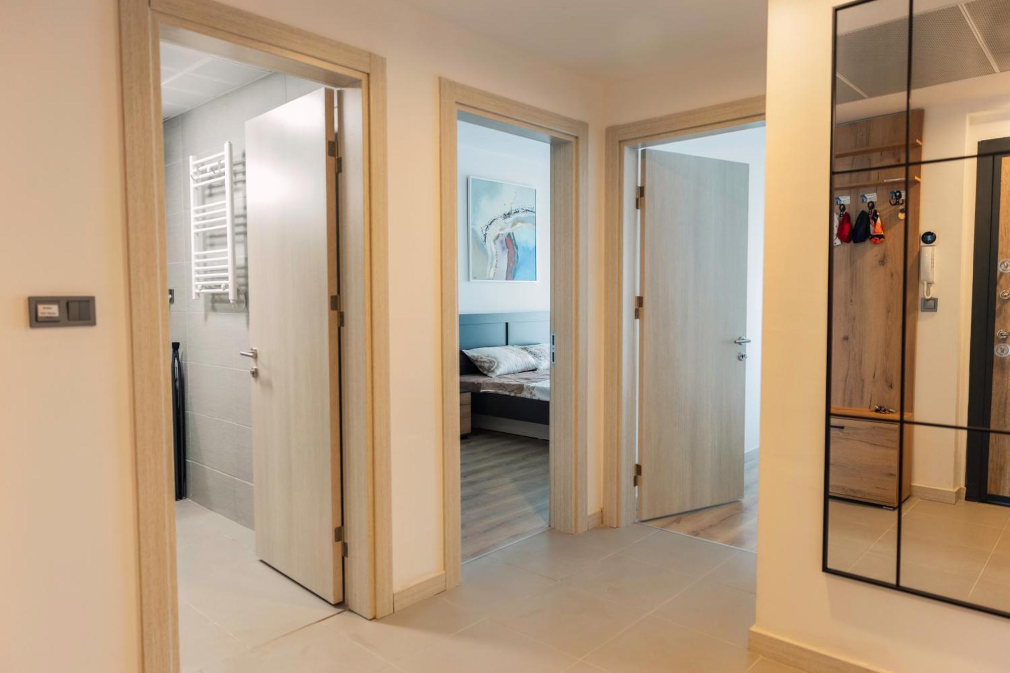 33Rd Floor Twin Apartments In Cevahir Sky City Complex With Pool, Spa, Fitness And Parking Included In Price Skopje Ngoại thất bức ảnh