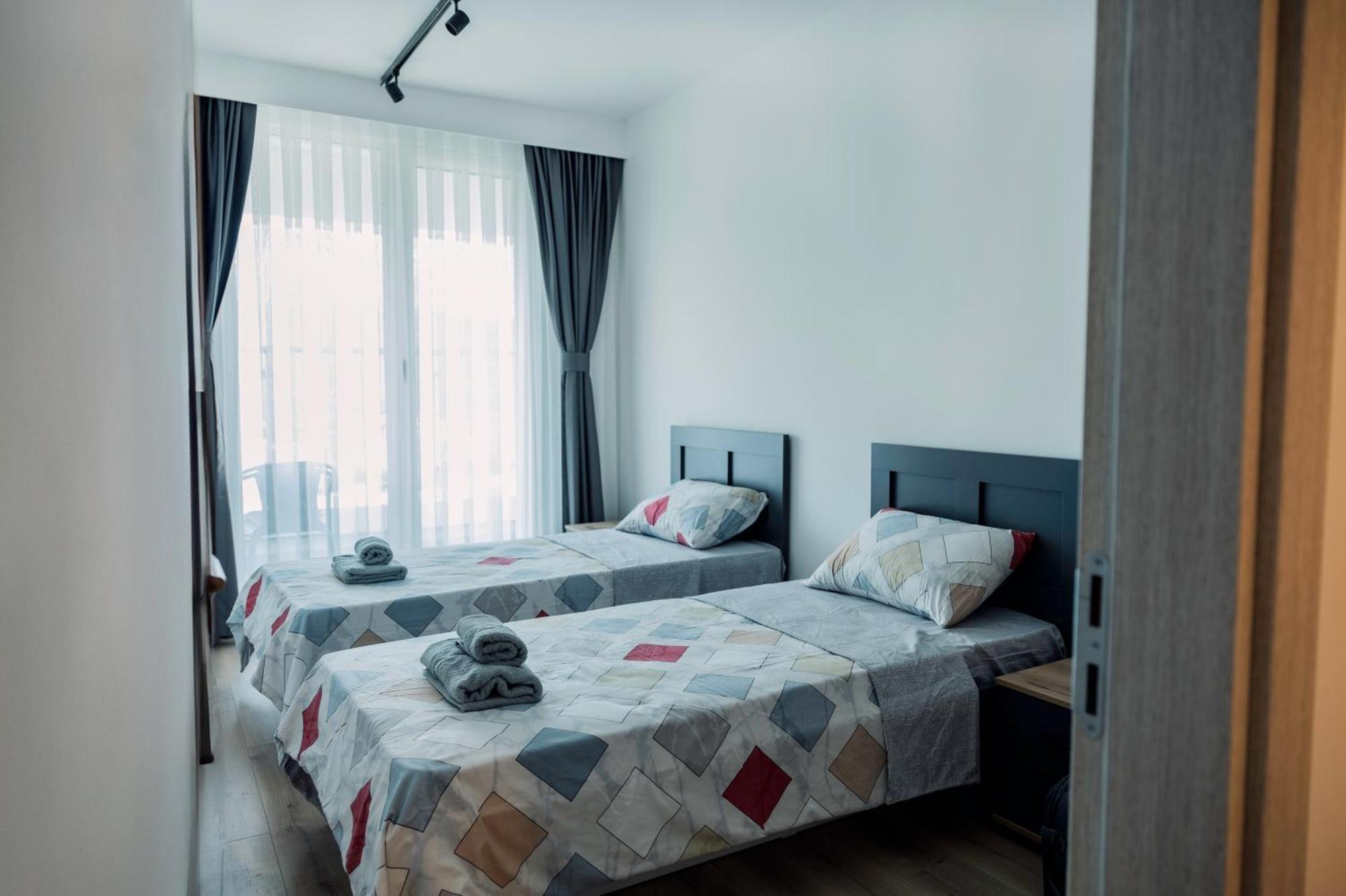 33Rd Floor Twin Apartments In Cevahir Sky City Complex With Pool, Spa, Fitness And Parking Included In Price Skopje Ngoại thất bức ảnh