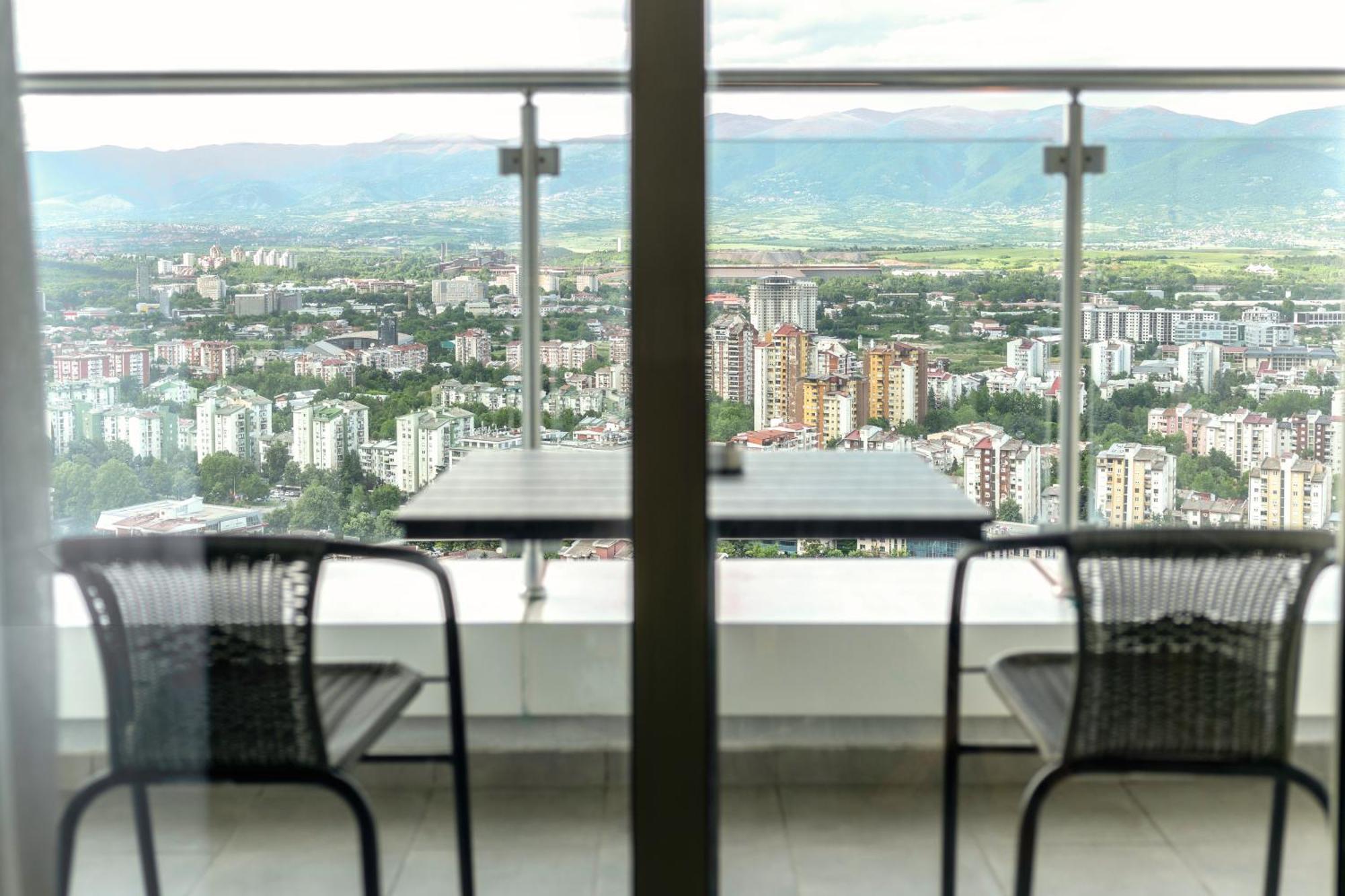 33Rd Floor Twin Apartments In Cevahir Sky City Complex With Pool, Spa, Fitness And Parking Included In Price Skopje Ngoại thất bức ảnh