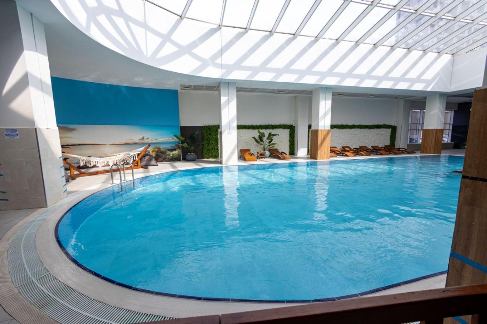 33Rd Floor Twin Apartments In Cevahir Sky City Complex With Pool, Spa, Fitness And Parking Included In Price Skopje Ngoại thất bức ảnh